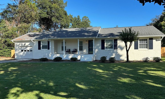 Wilmington House | Wilmington, NC family-friendly 3 bed house near Wrightsville Beach, NC and UNCW