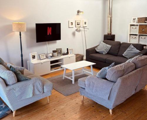 Wimborne House | Wimborne Spacious Family Retreat