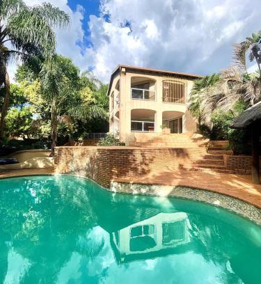 Garsfontein Villa | Windsor villa