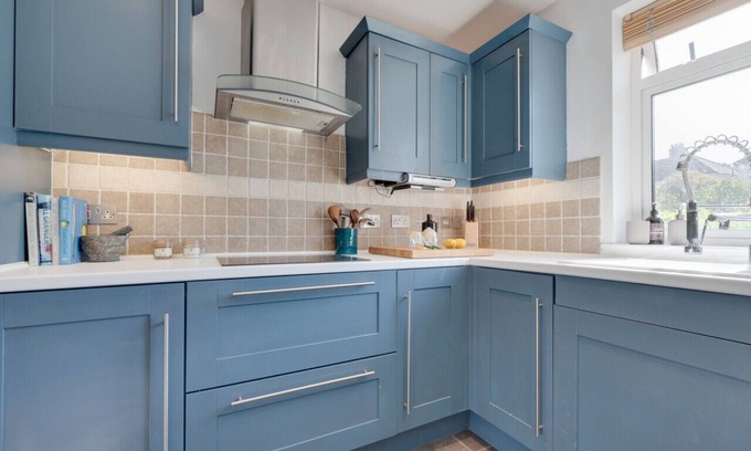 Colyton House | Windy Ridge - Three Bedroom House, Sleeps 6