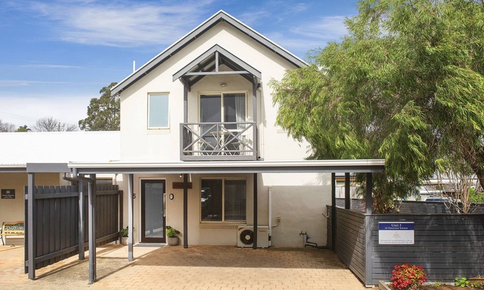 Margaret River House | @WineNwaves Margaret River