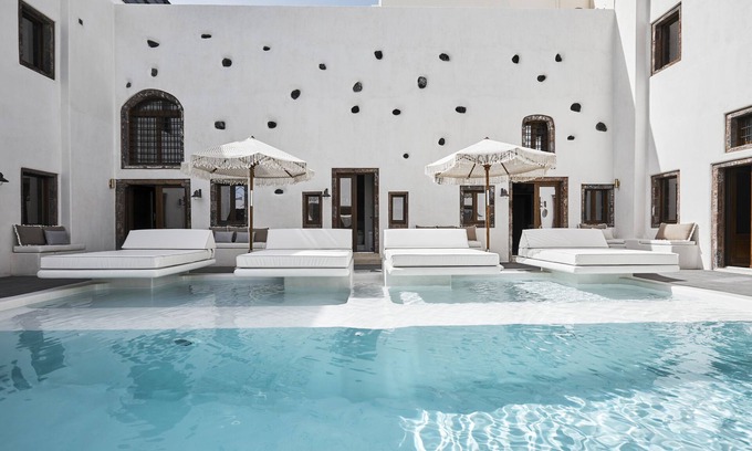 Fira Hotel | Winery Hotel 1870