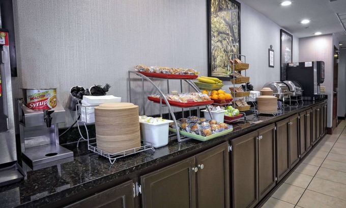 Eden Hotel | Wingate by Wyndham Savannah/Pooler
