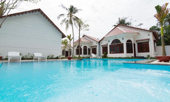 Cua Lap Villa | Wings Bungalow