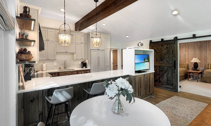 Snowmass Village Condo | Winter in Snowmass! Bright Corner Condo w/Views, 2 Balconies, Pool/HT, Parking & Trail Access