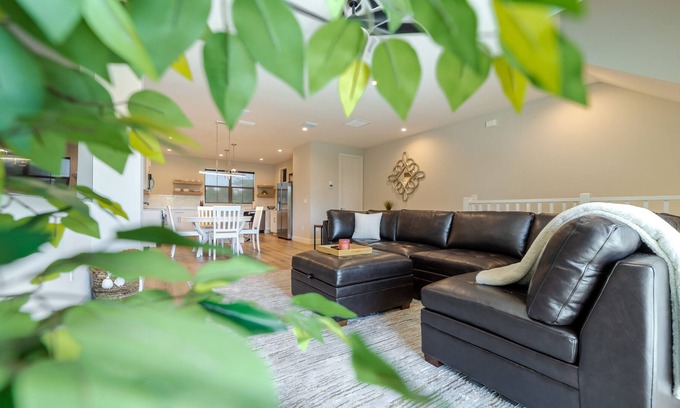 College Park House | WINTER PARK TOWNHOUSE - NEAR DOWNNTOWN & PARKS