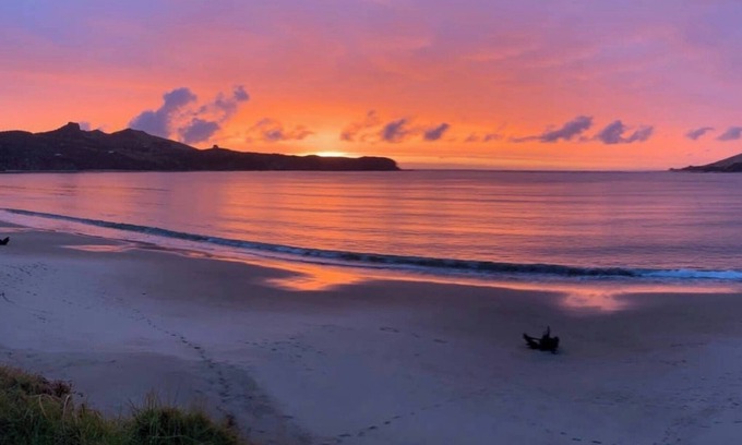 Omapere House | WISTFUL ON WAIANGA. GOLDEN HOKIANGA SANDS. SUN DRENCHED BEACHFRONT HOLIDAYS.