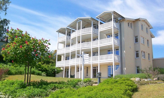 Gohren Apartment | With sea view and balcony, use of swimming pool and sauna - Sea view apartment 26