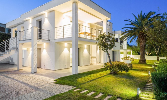 Pittulongu Apartment | WLofts 11 by Klodge - design residence by the sea