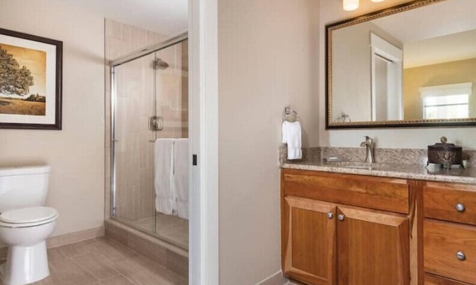 Windsor Apartment | WM Windsor 3 Bedroom Condo. Sleeps 8n