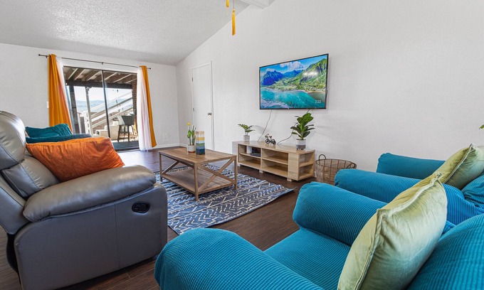 Sunridge Estates House | WONDERFUL Family Home w/Scenic Views