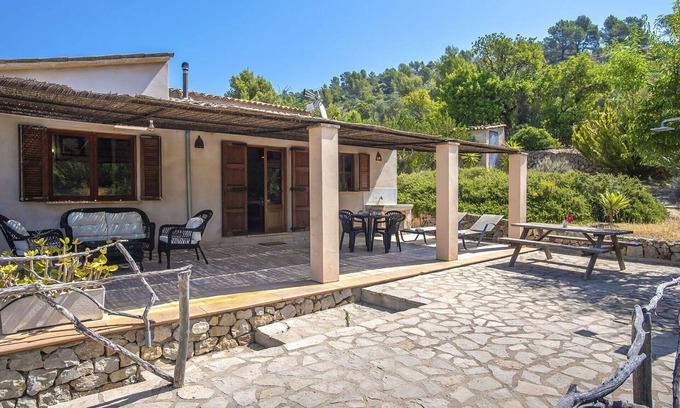 Majorca House | Wonderful private villa for 4 guests with WIFI, TV, terrace and pets allowed