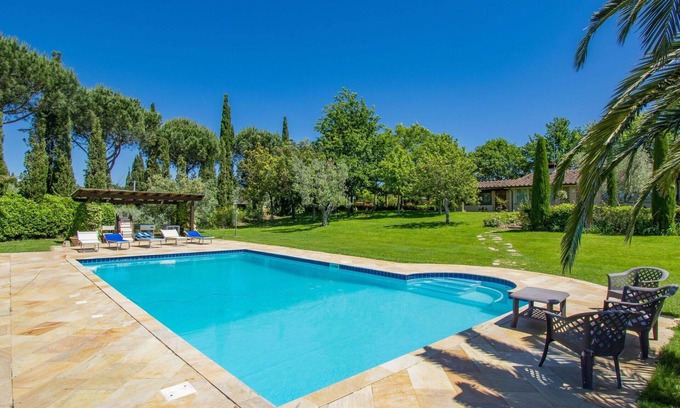 Bibbona House | Wonderful private villa for 8 guests with hot tub, WIFI, private pool, TV, patio and pets allowed