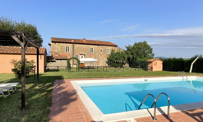 Terranuova Bracciolini Villa | Wonderful private villa for 11 guests with private pool, WIFI, TV, pets allowed and panoramic view