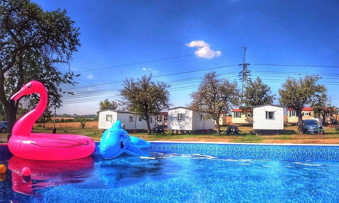 Dolni Chabry House | Wonderful private villa for 4 people with WIFI, pool, A/C, terrace, pets allowed and parking
