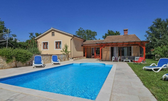 Heki House | Wonderful private villa with WIFI, A/C, hot tub, private pool, TV, terrace, pets allowed and par...