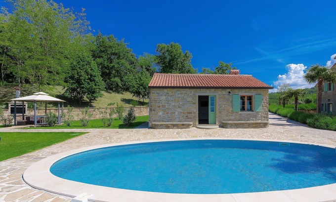 Krasica Villa | Wonderful private villa with private pool, WIFI, A/C, TV, patio, pets allowed and panoramic view