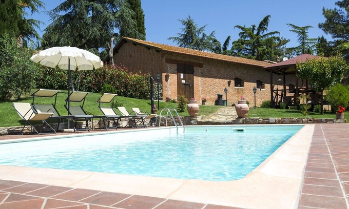 Farneta Villa | Wonderful villa for 4 guests with A/C, WIFI, private pool, TV and panoramic view, close to Cort.