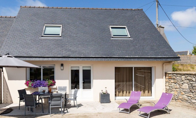 Guisseny House | Wonderful villa for 5 people with WIFI, TV, terrace, pets allowed and parking