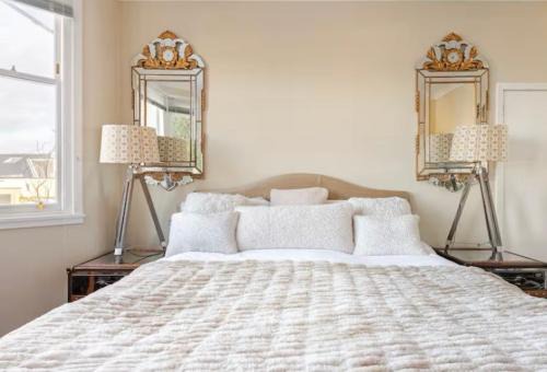 Gifford House | Wonderwall - Huge City garden room in luxury house - free parking