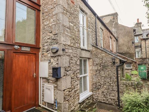 Kendal House | Wood Cottage