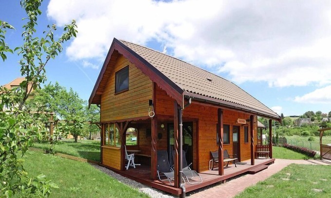 Miedzyzdroje House | Wooden House in Lubin near Lake Wicko