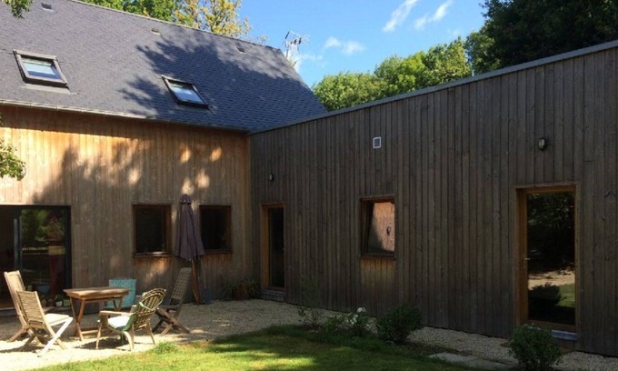 Plouer-sur-Rance House | Wooden house on the edge of Rance