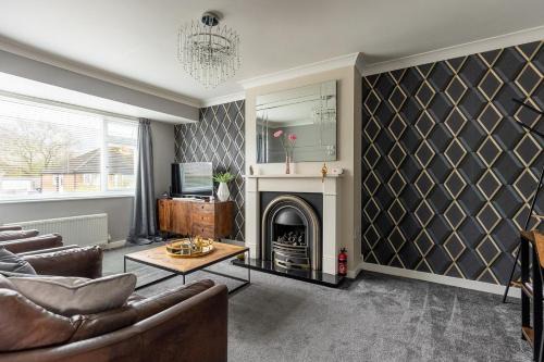 Harrogate House | WOODFIELD ROAD - Two bed in Harrogate with cosy living room fire.