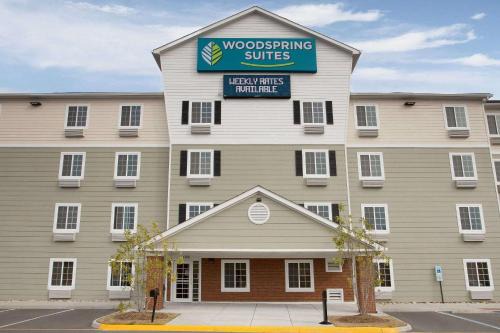 Chesapeake Hotel | WoodSpring Suites Chesapeake-Norfolk Greenbrier