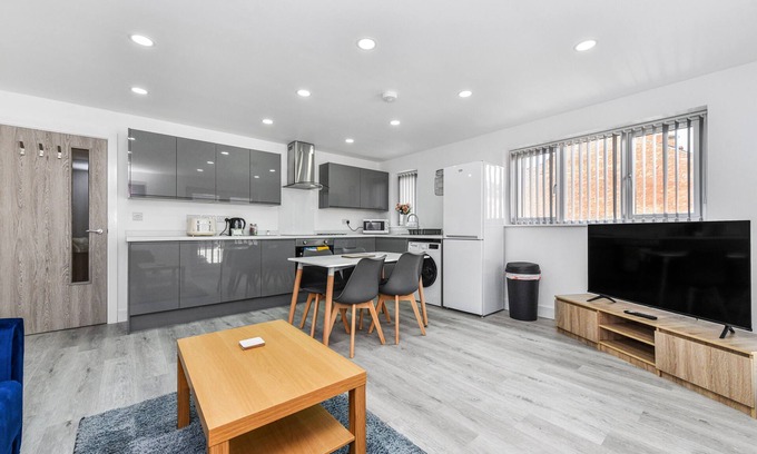 Hucknall Apartment | Woodstock House Flat 4 - Modern 2 Bed in Hucknall