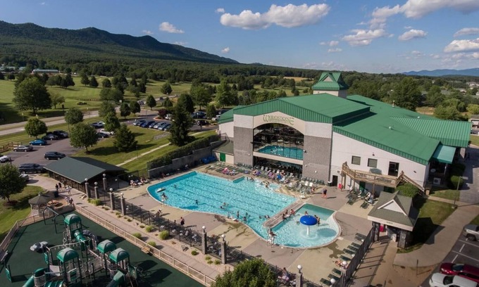 McGaheysville Condo | Woodstone at Massanutten 2br suite, Saturday check-in