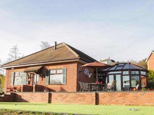 Angelbank House | Wrens Nest