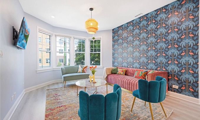 Lakeview House | Wrigleyville Jungle House w/game room basement party room for large groups!