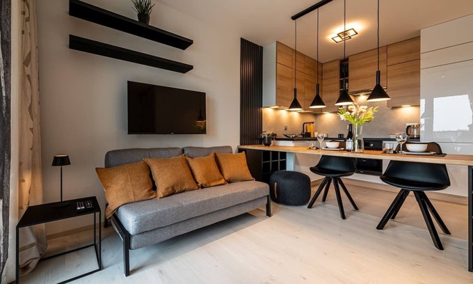 Srodmiescie Apartment | Wrocław Studio - Balcony, Fitness, Kayak - by Rentujemy