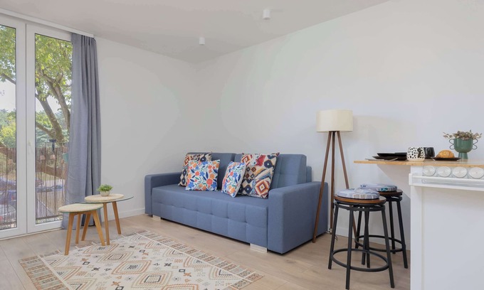 Bielany Apartment | Wrzeciono 52 | Warszawa | Bright Studio | Balcony