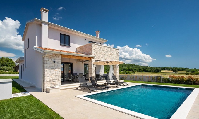 Montizana House | Wunderschöne Villa mit Schwimmbad, Grill, Wifi, Kostenloses Wlan