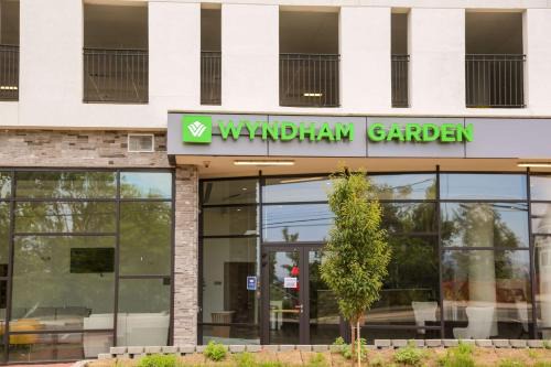 Industry Hotel | Wyndham Garden North Bergen - Secaucus
