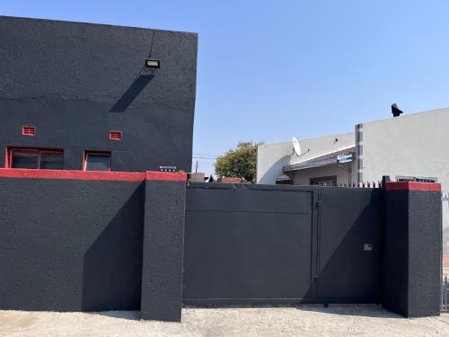 Polokwane Apartment | X-Motel Seshego