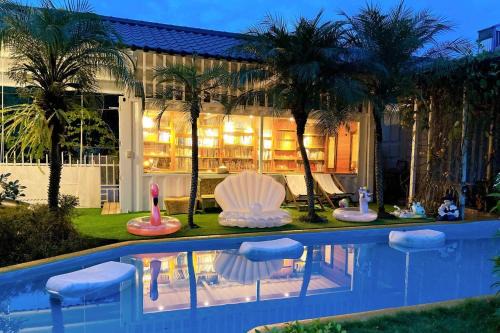 Dongshan Bed & Breakfast | Xin Yuan My Dream Castle