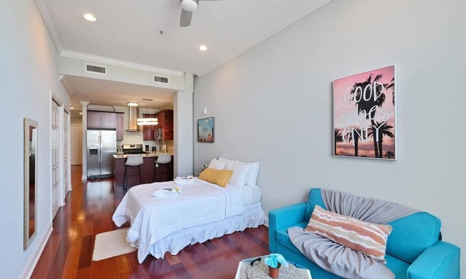 North Philadelphia East Apartment | XL Studio - Modern Studio w/Rooftop Pool