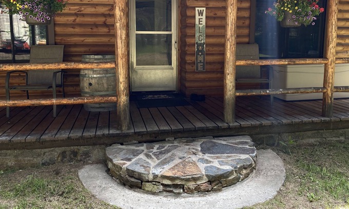 Yaak House | Yaak River Getaway