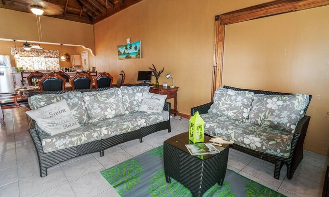 Albion Villa | YanceyLargo-6BR Two-Story Estate w/Mountain Views by RedAwning