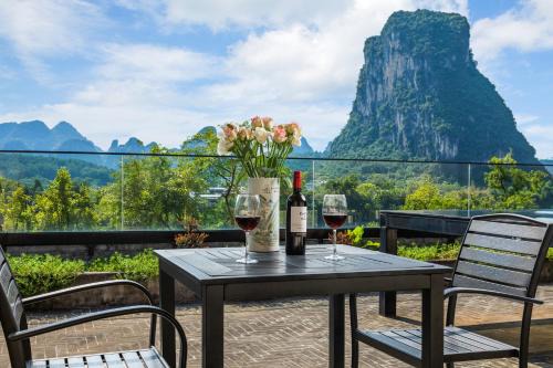 Yangshuo House | Yangshuo River Lodge Hotel - Airport or TS Free pick up over 3 nights
