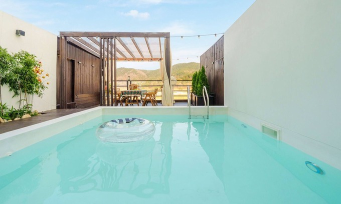 Yangyang House | Yangyang Labianrose Poolvilla