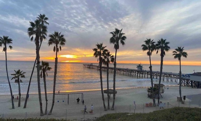 San Clemente Apartment | Yard, Dog, & Kid Friendly! -Blue Whale Inn #C