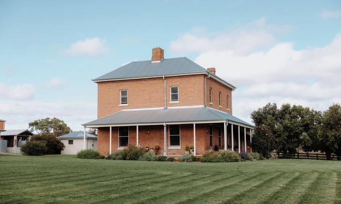 Forest Grove House | Yarras Homestead - Luxury Accommodation just minutes from Bathurst CBD