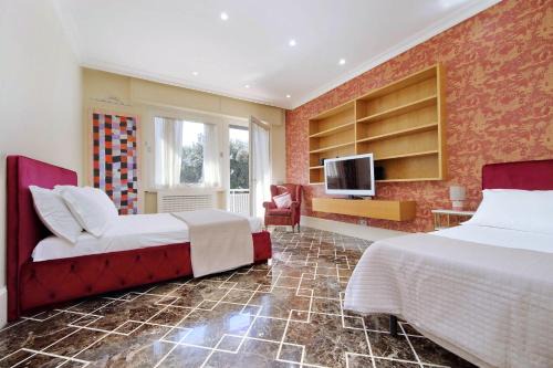 Quartiere XVII Trieste Apartment | YCH-Elegante appartamento vicino Villa Ada