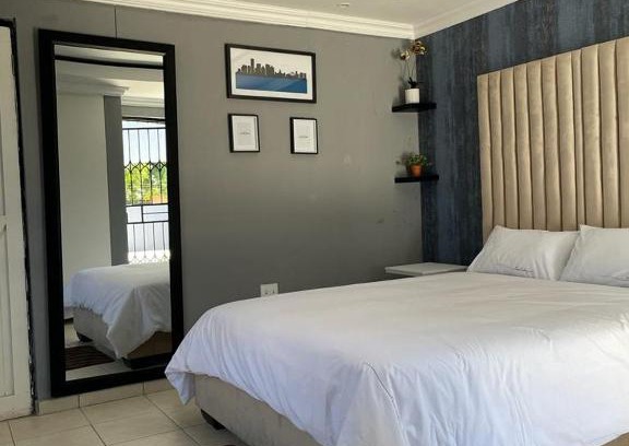 Emfuleni Bed & Breakfast | Yello guest house