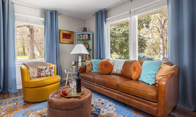 Carrboro House | Yellow Door Downtown Carrboro