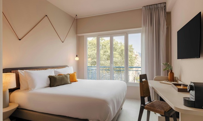 Les Baumettes Hotel | Yelo Promenade Hotel, Sonder Hotel by Marriott Bonvoy™